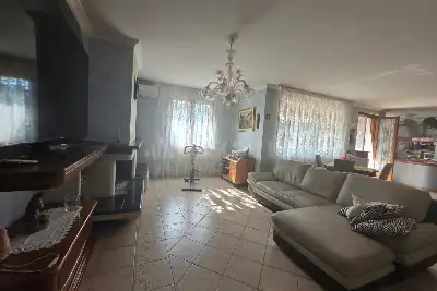 Casa Indipendente in vendita, Ad.ze Casa Natale di Papa Paolo VI, Concesio