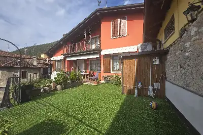 Casa Indipendente in vendita, Ad.ze Casa Natale di Papa Paolo VI, Concesio