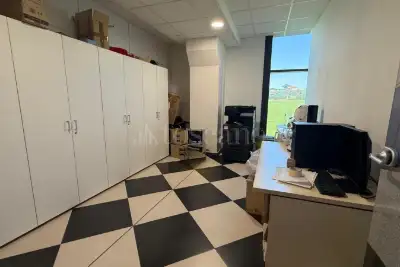 Ufficio in vendita, Via delle Genziane, Guidonia Montecelio