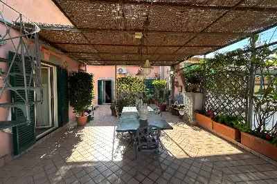 Attico in vendita, Via Giuseppe Mancinelli, Napoli