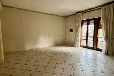 Casa in vendita, Via Francesco Tedesco, Avellino