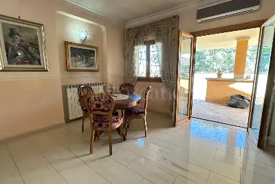 Villa in vendita, Via delle Nespole, Roma