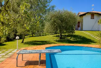 Villa in vendita, Via Pergola, Moniga del Garda