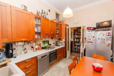 Casa in vendita, Via Sardegna 44, Milano