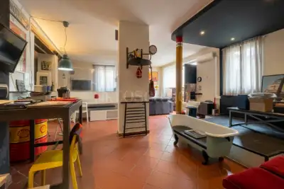 Casa in vendita, Via Montedenno, Brescia