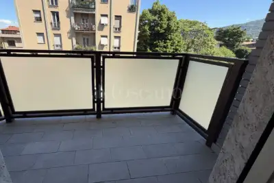 Casa in vendita, Via Repubblica Argentina, Brescia