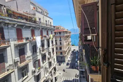 Casa in vendita, Via Santa Lucia, Napoli