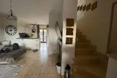 Villino a Schiera in vendita, Viale Cavour, Cervaro