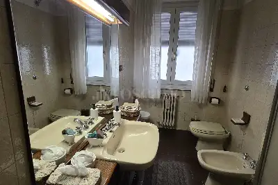 Casa in vendita, Via Tito Omboni, Roma