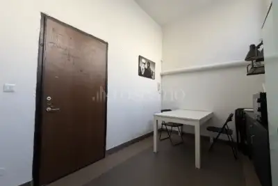 Laboratorio in vendita, Via dei Tulipani, Milano