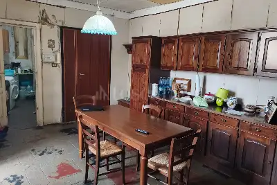 Casa in vendita, L.go Maricola Cattaneo , Catanzaro