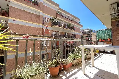 Casa in vendita, Via Felice Poggi, Roma