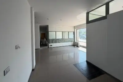 Negozio in vendita, Viale Luigi Einaudi, Bari