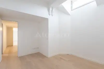 Casa in vendita, Via Giulio Uberti, Milano