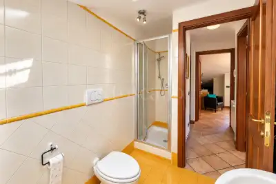 Villa Plurifamiliare in vendita, Via Giulio Venzi, Roma