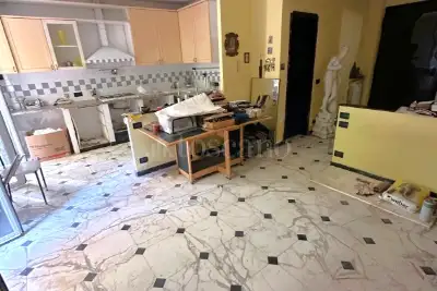 Casa in vendita, Via Monte Zovetto, Genova