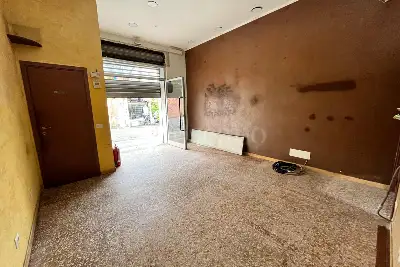 Negozio in affitto, Via Collegiove, Roma