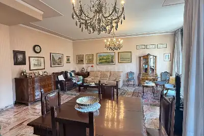 Casa in vendita, Piazzale Risorgimento, Modena