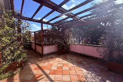 Attico in vendita, Via Isidoro del Lungo, Roma