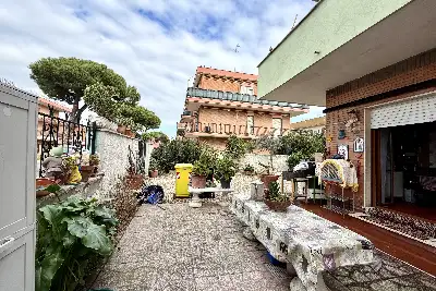 Villa Bifamiliare in vendita, Via Giovanni XXIII, Ladispoli