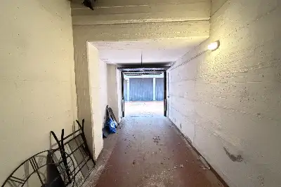 Box in vendita, Via Savona, Milano