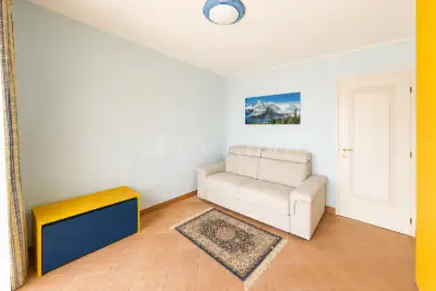 Villa in vendita, Via Alessandro Volta, Padenghe sul Garda