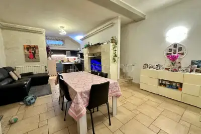 Villino a Schiera in vendita, Via Siliqua, Fiumicino