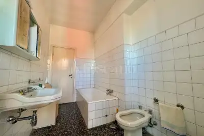 Casa in vendita, Viale Omero, Milano