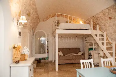 Casa Indipendente in vendita, Via Giovanni Battista Vico, Ostuni