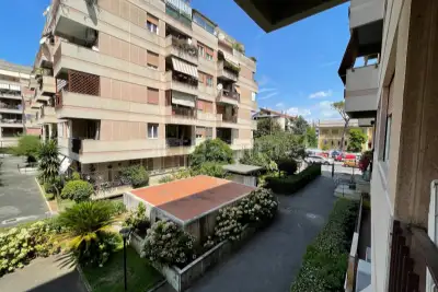 House for sale, Viale dei Promontori, Roma