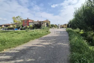 Agricolo in vendita, Via Pradossi, Borgosatollo
