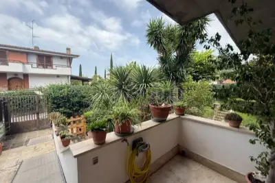 Villa Bifamiliare in vendita, Via degli Accoramboni, Roma
