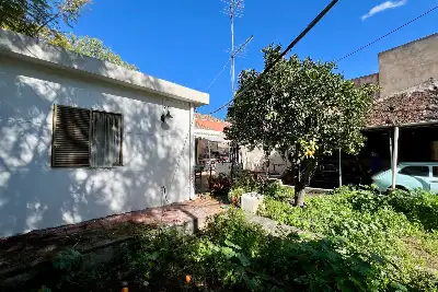 Casa Indipendente in vendita, Piazza Vittorio Veneto, Sant'Agata li Battiati