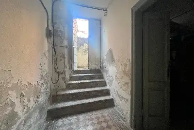 Magazzino in vendita, Via Mentana, Como