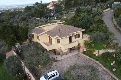 Villa in vendita, Traversa Monte Furru 21, Sassari