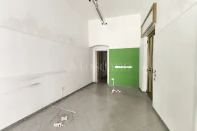 Negozio in vendita, Via Carmine, Brindisi