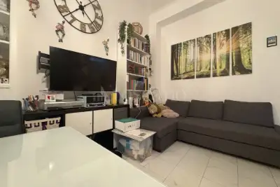 Casa in vendita, Via Biella, Milano
