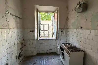 Casa in vendita, Via degli Olivi , Roma