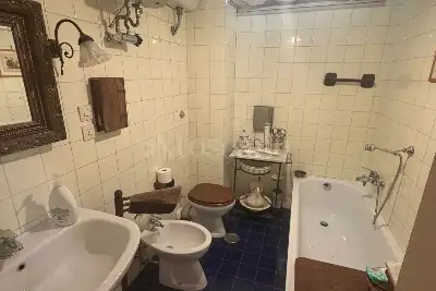 Casa in vendita, Via Elio Lampridio Cerva, Roma