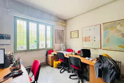 Laboratorio in vendita, Via Giano della Bella, Roma