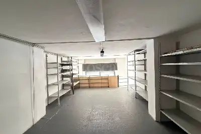 Negozio in vendita, San Giovanni La Punta Via Trappeto, San Giovanni la Punta