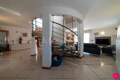 Villa in vendita, Via Galoppat, Pasiano di Pordenone