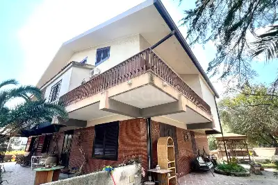 Villa Bifamiliare in vendita, Via delle Querce, Gravina di Catania