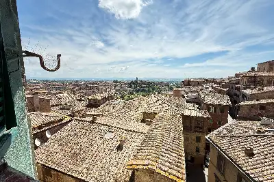 Casa in vendita, Via di Città, Siena