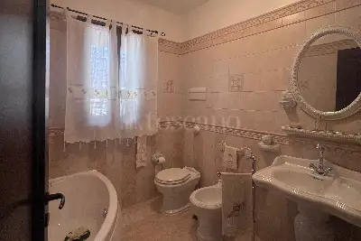 Villa Plurifamiliare in vendita, Via Aquino, Palermo