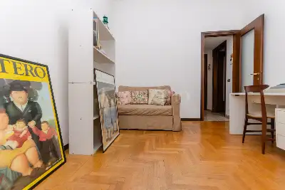 Casa in vendita, Via Lario, Milano