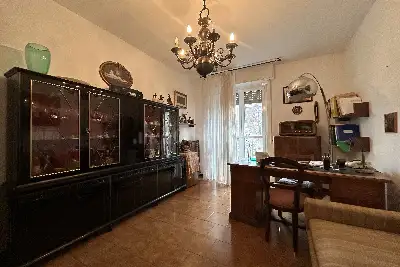 Casa in vendita, Via San Vigilio, Milano