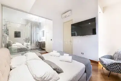 Casa in vendita, Via Chiossetto, Milano