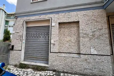 Negozio in vendita, Via Concerviano, Roma