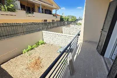 Villino a Schiera in vendita, Via della Riserva Grande, Roma